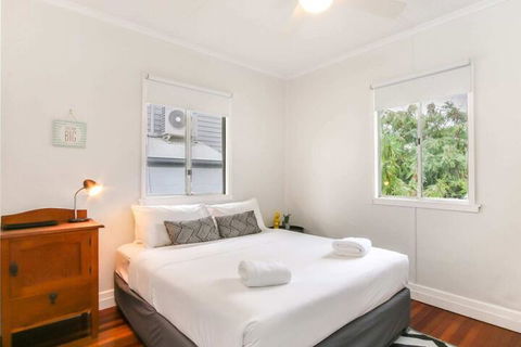 Pembroke On The Park Cottage - Home Away From Home - Northern Rivers Accommodation 7