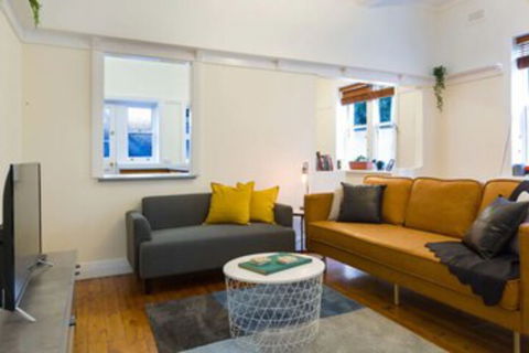 2 Bedroom Gorgeous Art Deco Classic Near CBD - Northern Rivers Accommodation 0