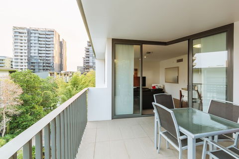 Airtrip Apartment On Merivale St - Northern Rivers Accommodation 3