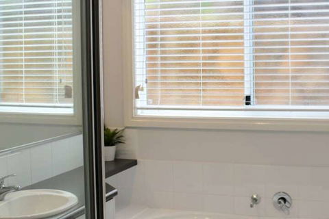 Flinders View Beach House - Northern Rivers Accommodation 2