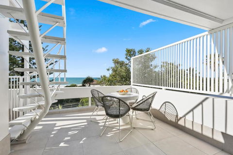 Luxury Beachside Apartment - Northern Rivers Accommodation 6