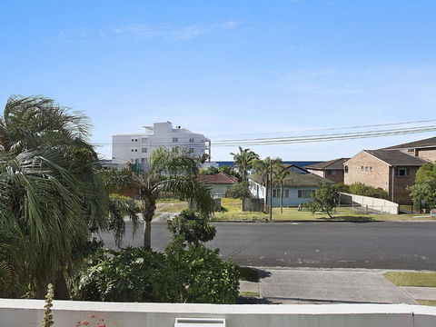 Ocean Palms Unit 2 The Entrance NSW - Northern Rivers Accommodation 5