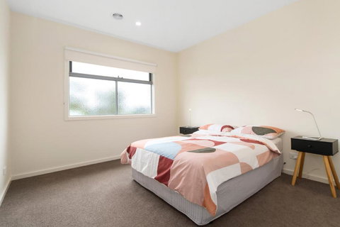 Cootamundra - Northern Rivers Accommodation 5