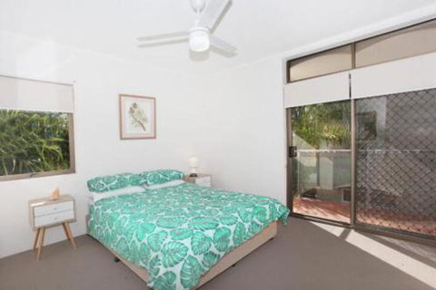 Unit 2 Cooltoro Court 7 Frank Street Coolum Beach 400 BOND LINEN INCLUDED - Northern Rivers Accommodation 2