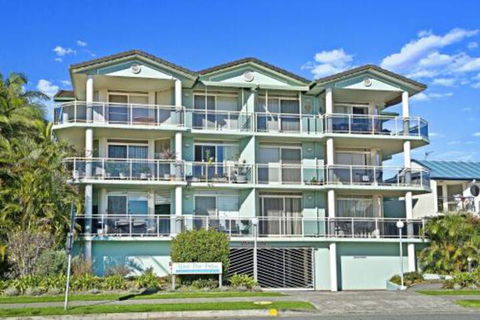 Westport Palms 14 Buller Street - Northern Rivers Accommodation 0