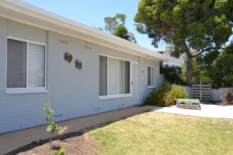 Bay Breeze Cottage - Northern Rivers Accommodation 3