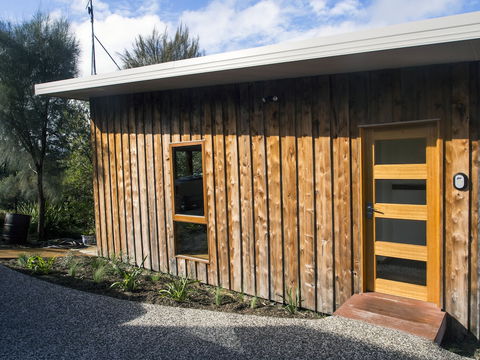 Freycinet Studios - Nook - Northern Rivers Accommodation 0