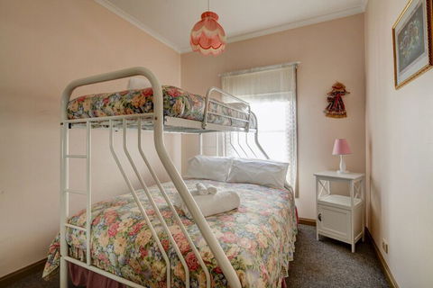 Harbour Lights - Northern Rivers Accommodation 5