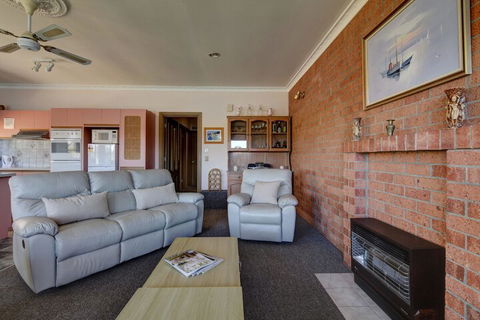 Harbour Lights - Northern Rivers Accommodation 4