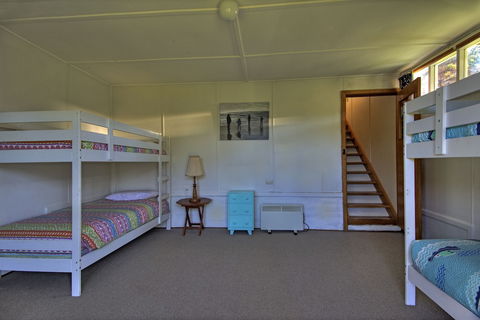 Freycinet Beachfront Retreat - Northern Rivers Accommodation 6