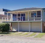 2 Hibiscus Court 9 Government Road fantastic air conditioned 3 bedroom unit - Northern Rivers Accommodation