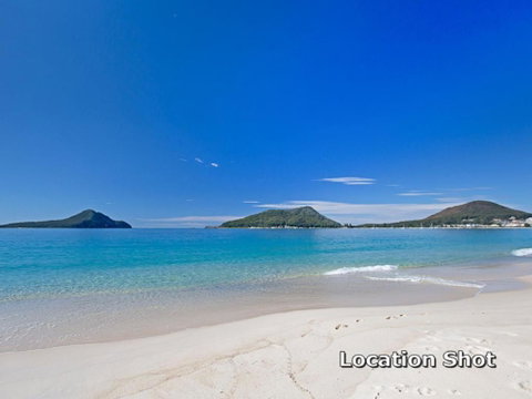 11 Luskin Lodge 29 Weatherly Close Stunning Water Views - Northern Rivers Accommodation 1