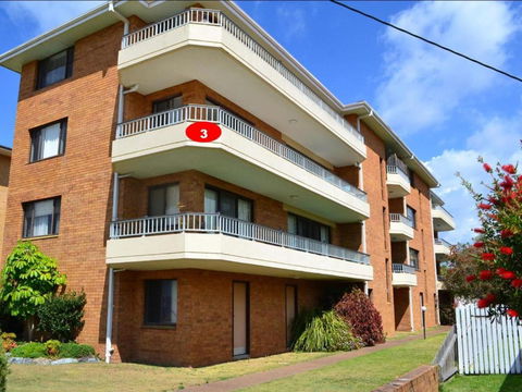 Villa Capri 3 Just A Hop Skip & Jump To Bowling Club - Northern Rivers Accommodation 3