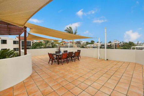 Wickham Cove Unit 10 45 Albert Street. Kings Beach - Northern Rivers Accommodation 1