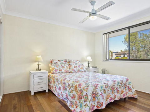 DAVIES STREET MOLLYMOOK 4 / 14 - Northern Rivers Accommodation 6
