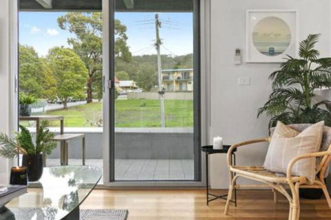 SURF CENTRAL Wifi Double Garage & Smack Bang In The Middle Of Town - Northern Rivers Accommodation 3