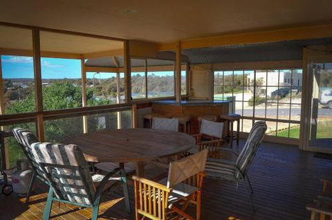 Baywatch - Northern Rivers Accommodation 6