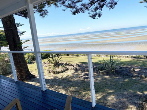 Happy Tides Beachfront Holiday Home - Northern Rivers Accommodation 1