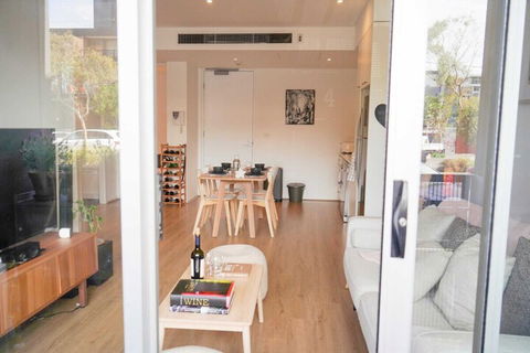 Trendy Modern 2BD Apartment Close To Beach & City - Northern Rivers Accommodation 1