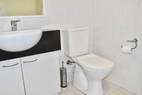 Convenient City Aprt For 2 W / Pool Gym Tennis Court - Northern Rivers Accommodation 7