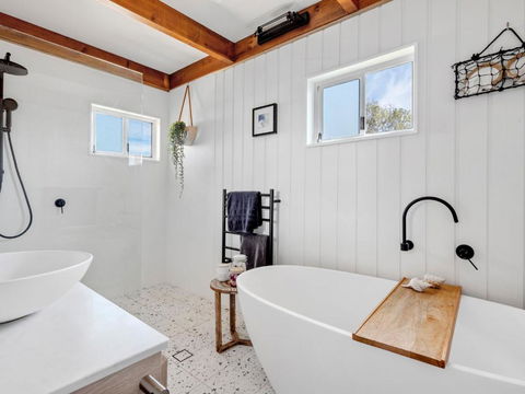 Rennies Retreat Bushland & Ocean Views - Northern Rivers Accommodation 6