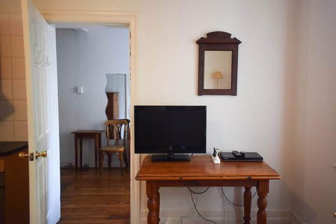 Incredible Location One Bedroom Apartment - Northern Rivers Accommodation 4