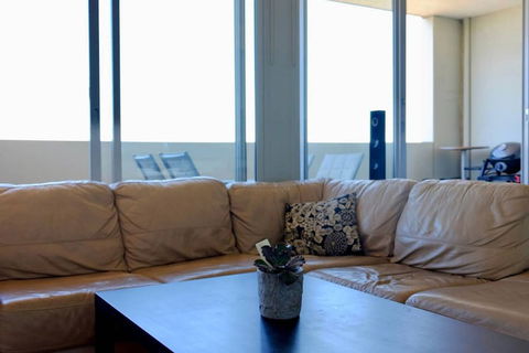 Spacious One Bedroom Apartment With Large Balcony - Northern Rivers Accommodation 4