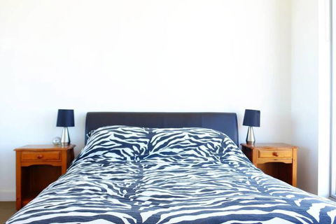 Spacious One Bedroom Apartment With Large Balcony - Northern Rivers Accommodation 3