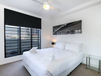 Chic Apartment In Walking Distance To Southbank - Northern Rivers Accommodation 3