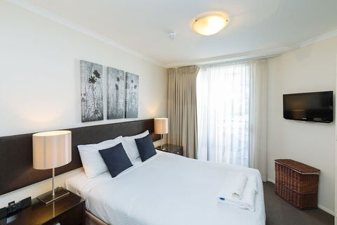 Airtrip Apartment On Edmonstone St - Northern Rivers Accommodation 2