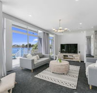 Havana Blue - Large 4 Bedroom Home - Northern Rivers Accommodation