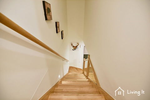 Tomkins Townhouse - Northern Rivers Accommodation 1