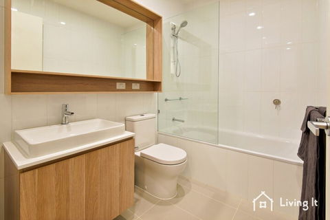 Tomkins Townhouse - Northern Rivers Accommodation 4