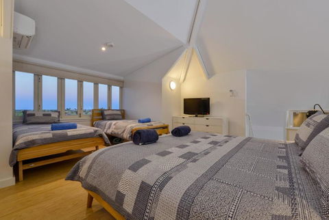 Osprey Holiday Village Unit 106 Trendy 3 Bedroom Holiday Villa With A Pool In The Complex - Northern Rivers Accommodation 4
