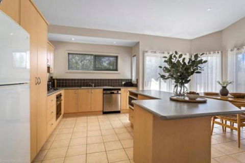 DRIFTWOOD VILLA Free Wifi Walk To Beach - Northern Rivers Accommodation 5