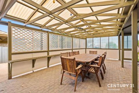 Reef & Vines Port Noarlunga - Northern Rivers Accommodation 3