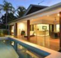 17 Cascade House Luxury Holiday Home - Northern Rivers Accommodation