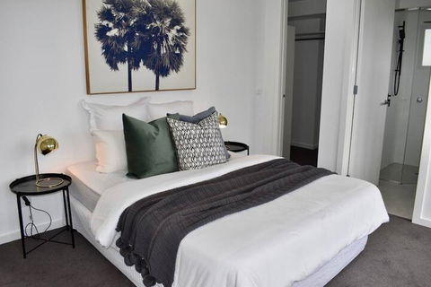 Brand New 2 Bed Apartment With Stunning City Views - Northern Rivers Accommodation 3