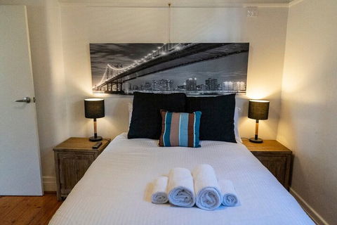 Delightful 3BD Apt Near Chapel St. In St. Kilda! - Northern Rivers Accommodation 5