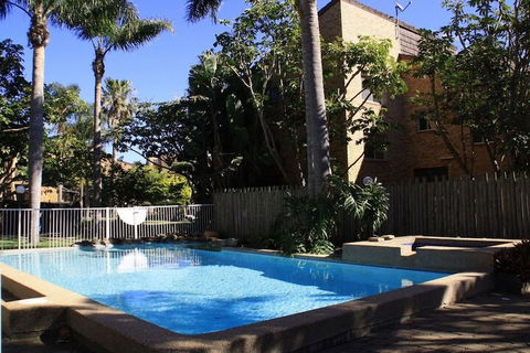 Reef Resort Apartments - Northern Rivers Accommodation 4