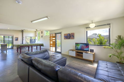 Oystercatcher - Northern Rivers Accommodation 4