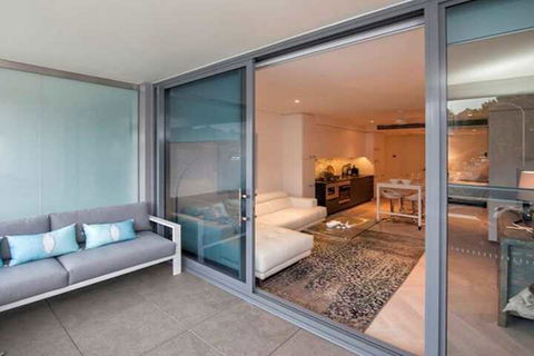 Luxury Studio With Parking In Woolloomooloo WMLOO - Northern Rivers Accommodation 7