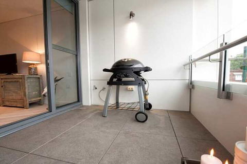 Luxury Studio With Parking In Woolloomooloo WMLOO - Northern Rivers Accommodation 6