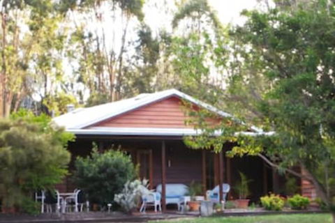 Up Country B & B Wondai - Northern Rivers Accommodation 4