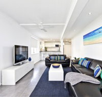 Dolphins Apartment - Northern Rivers Accommodation