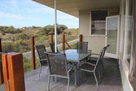 River Panorama Beach House - Northern Rivers Accommodation 3