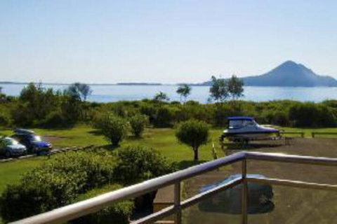 2 Bedroom Apartment Commodore Unit 3 6 Intrepid Close - Northern Rivers Accommodation 0