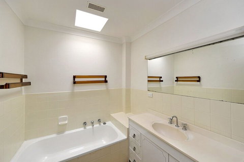 The Crest Unit 5 / 6 8 Tomaree Road - Northern Rivers Accommodation 2