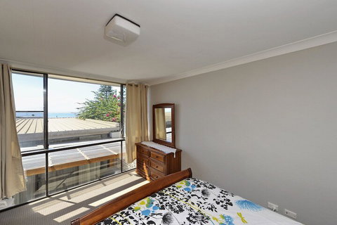 The Crest Unit 5 / 6 8 Tomaree Road - Northern Rivers Accommodation 6