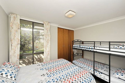 The Crest Unit 5 / 6 8 Tomaree Road - Northern Rivers Accommodation 4
